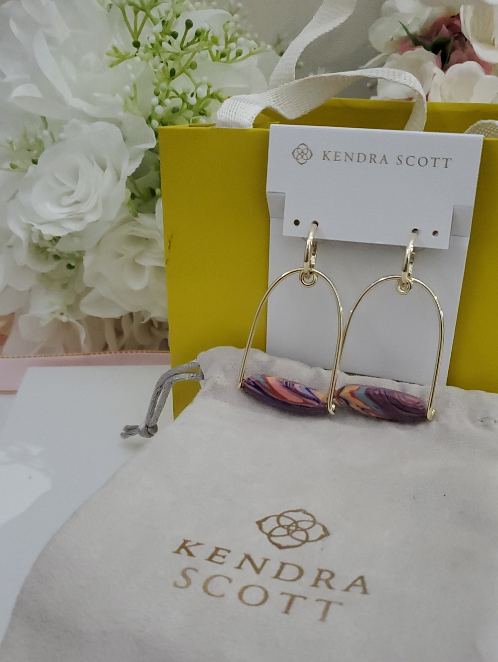 Kendra Scott Sassy Statement Gold Tone Hoop Earrings Multicolor Resin NWT